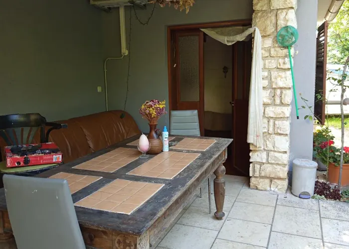 Konoba Yan 2 아파트 *